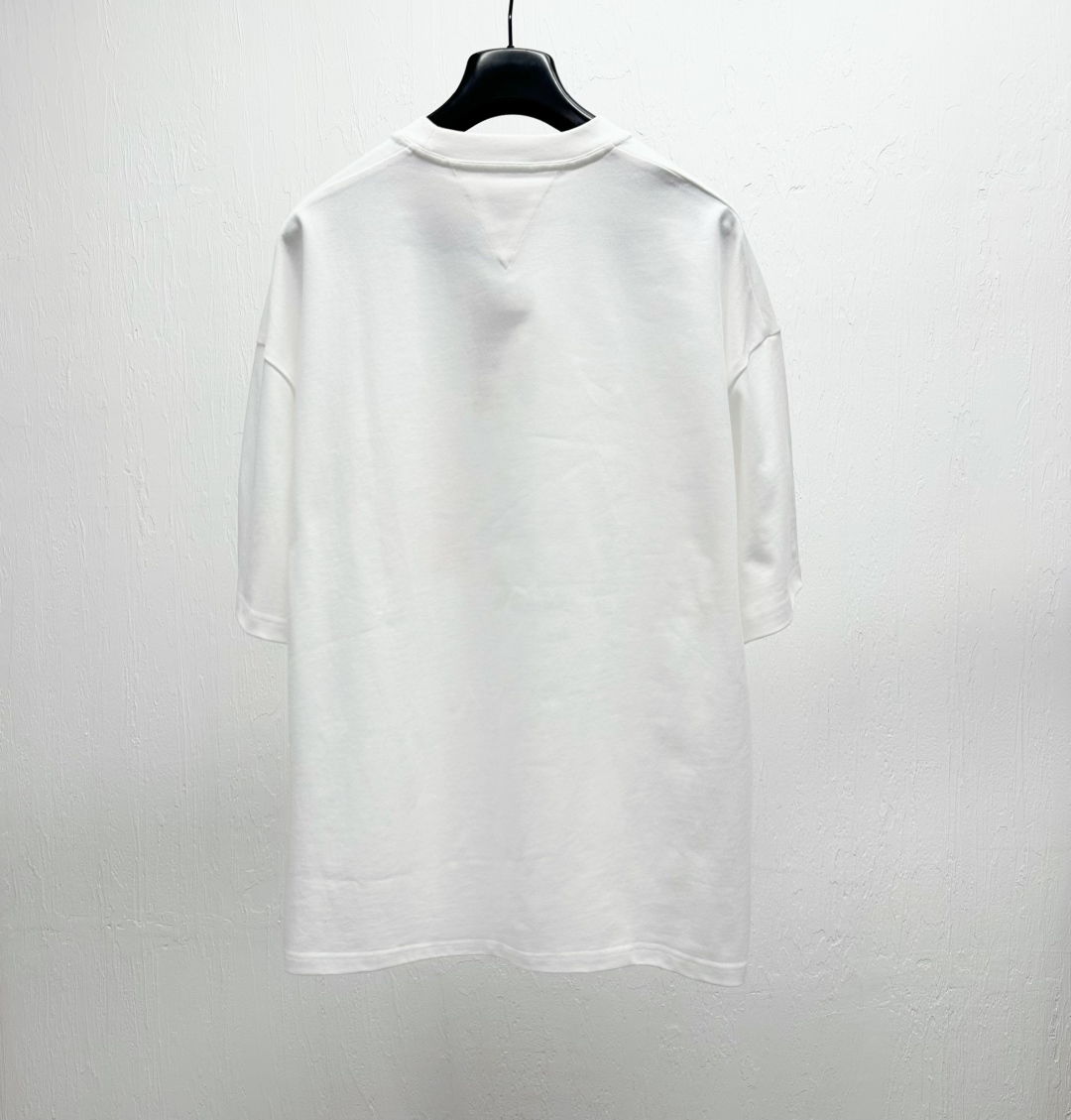 Bottega Veneta Check Pocket Crew Neck T-Shirt - Stylish and Versatile 5 cmp a1742193362279 8464