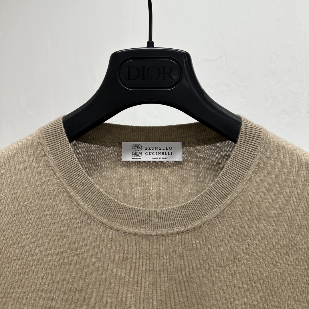 Brunello Cucinelli Knit Crew Neck T-Shirt - Short Sleeve Beige Tee 2 cmp a1746867682517 8842