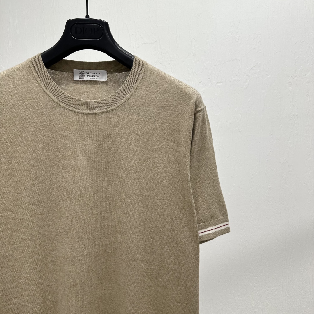 Brunello Cucinelli Knit Crew Neck T-Shirt - Short Sleeve Beige Tee 3 cmp a1746867682520 7614