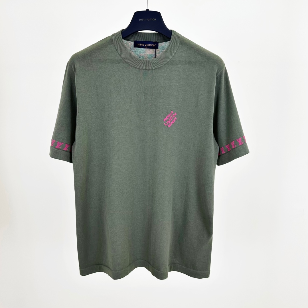 Louis Vuitton Men's Green Jacquard Knit Short Sleeve Crew Neck T-Shirt 1 cmp a1750829983693 6825