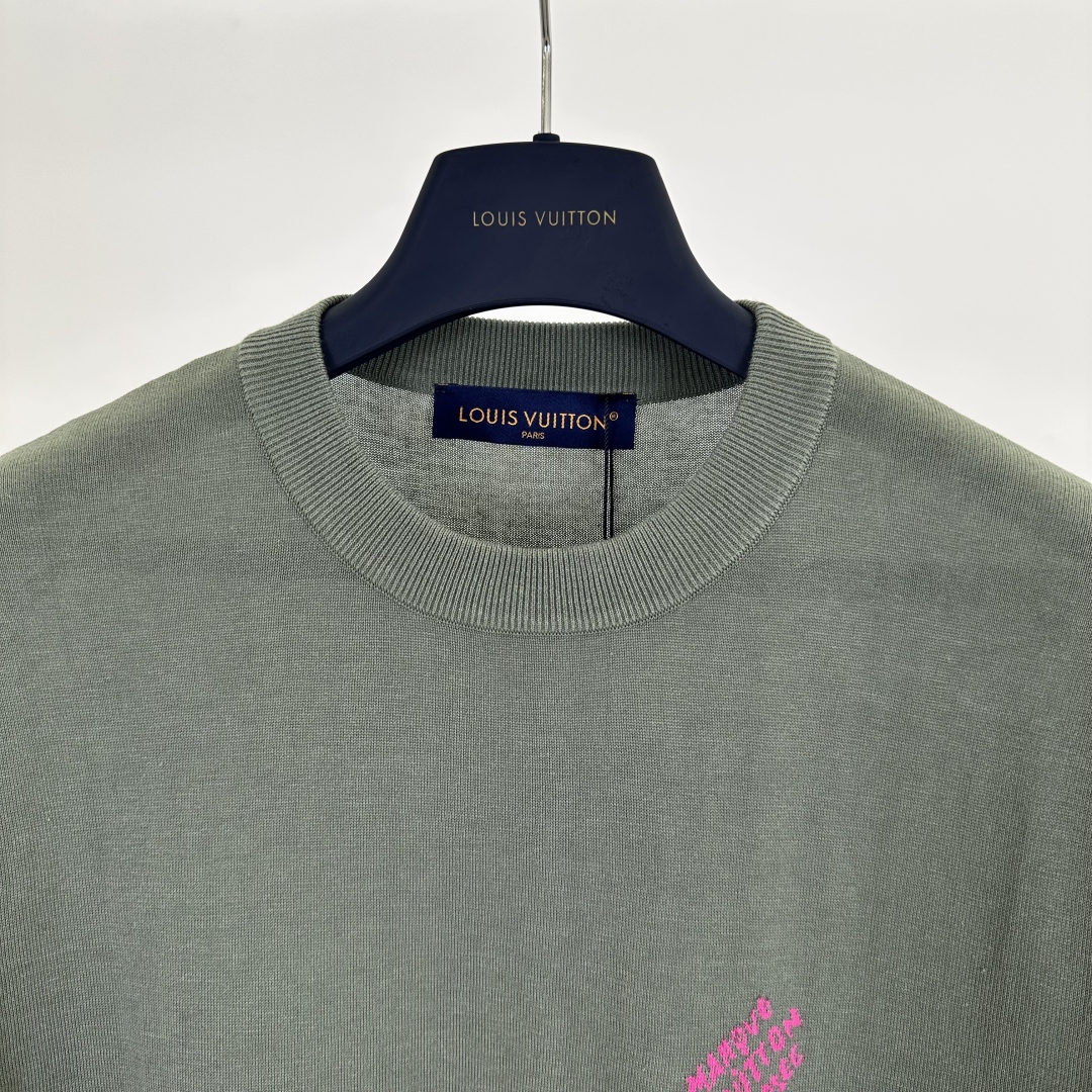 Louis Vuitton Men's Green Jacquard Knit Short Sleeve Crew Neck T-Shirt 2 cmp a1750829983711 6678