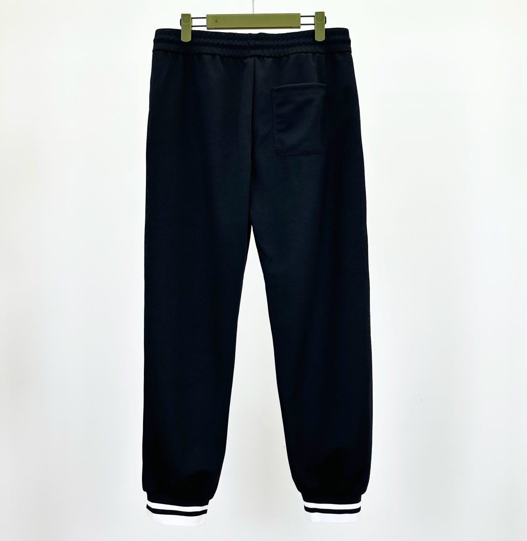 Gucci Black Cotton Blend Joggers with Signature Details - Stylish and Comfortable 2 cmp a1751704384144 1566