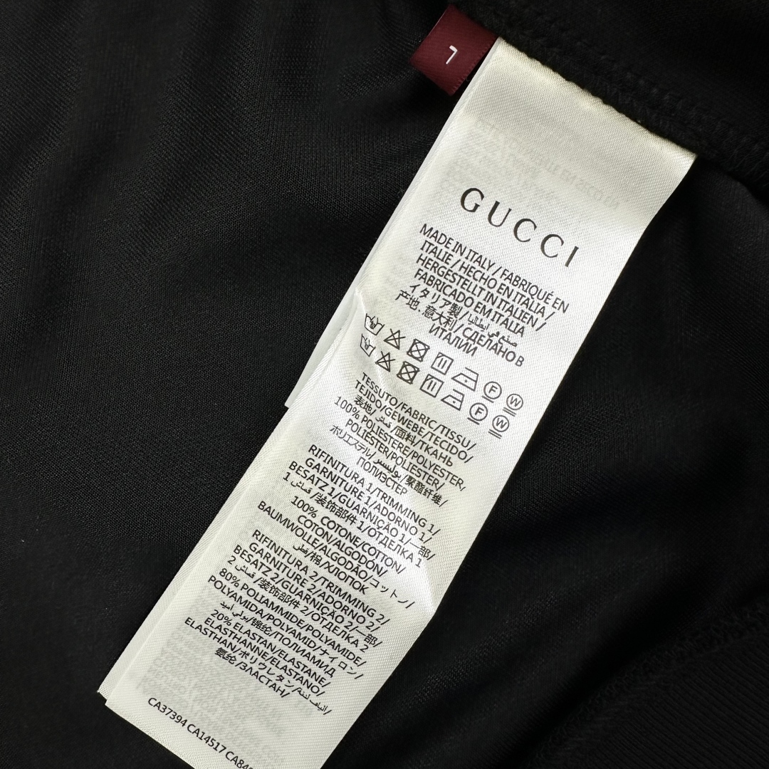 Gucci Black Cotton Blend Zip-Up Hoodie with Striped Ribbed Hem 10 cmp a1751704470575 0644