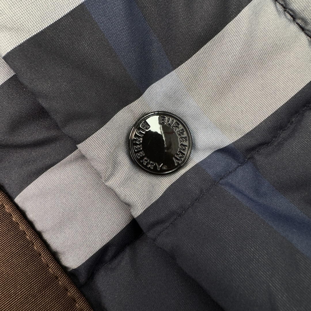 Burberry Blue Check Padded Down Vest Jacket, Lightweight and Warm, Sizes M-3XL 8 cmp a1752387581533 2634