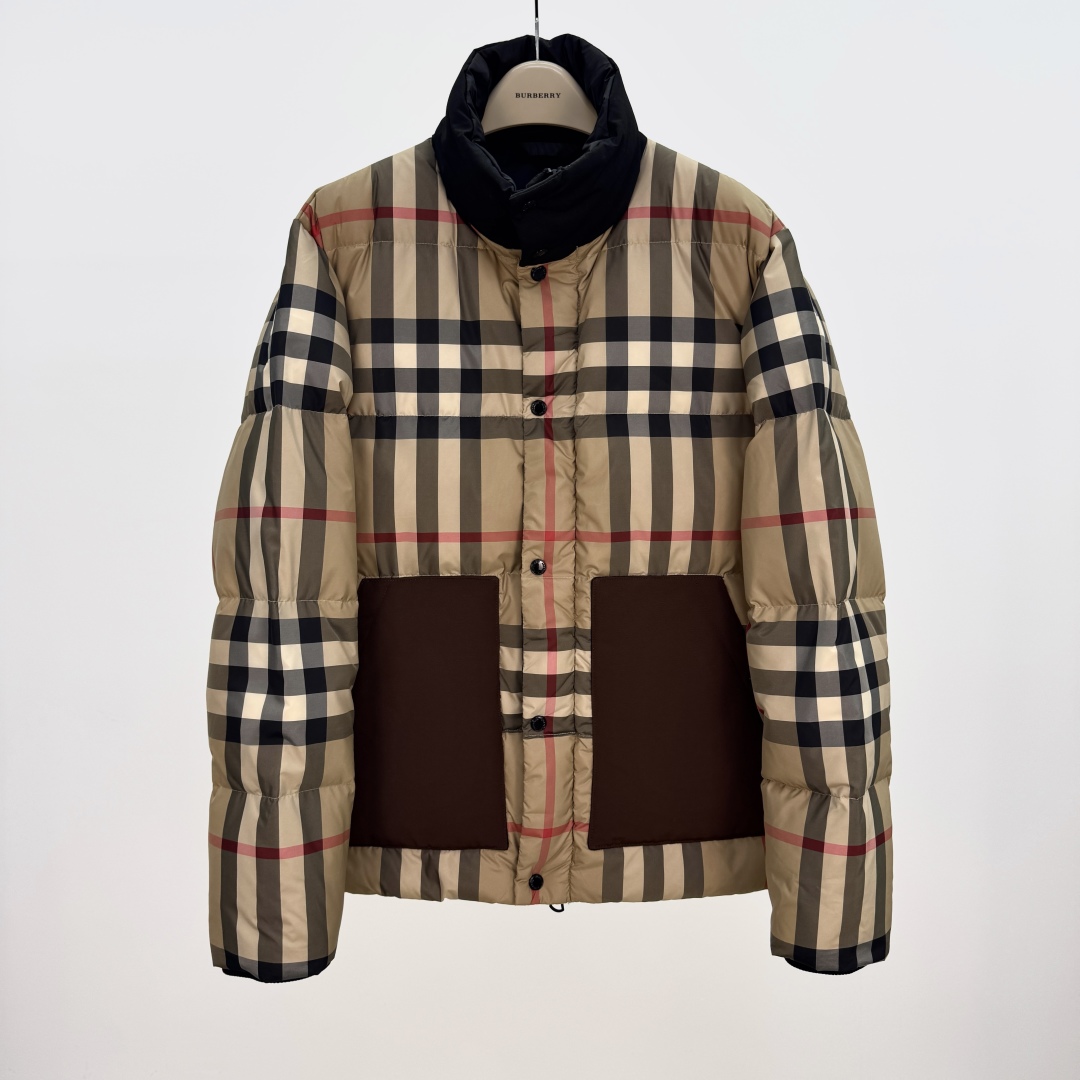 Burberry Checkered Down Jacket, Warm and Stylish, Available in M-3XL sizes 4 cmp a1752387836127 0710