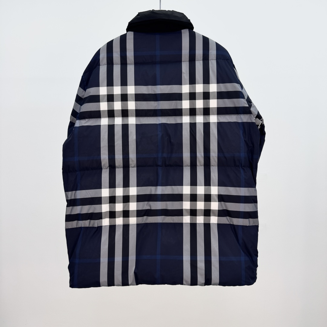 Burberry Checkered Down Jacket, Warm and Stylish, Available in M-3XL sizes 3 cmp a1752387892069 0727
