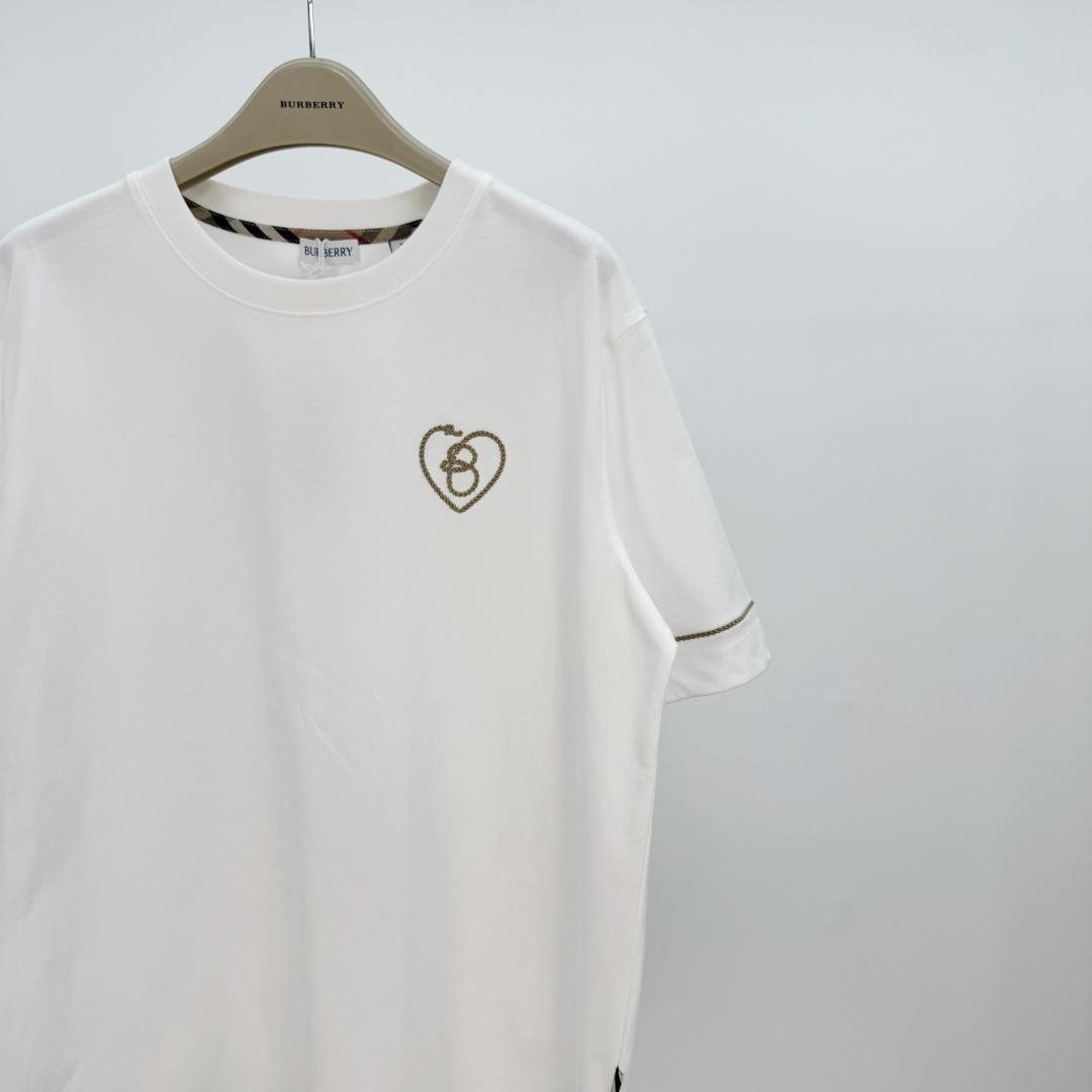 Burberry Embroidery Crew Neck T-Shirt, Classic Fit, Soft Cotton Fabric 3 cmp a1752391833303 3812
