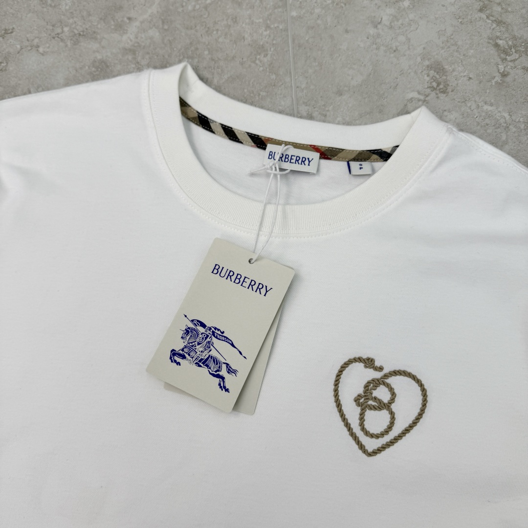 Burberry Embroidery Crew Neck T-Shirt, Classic Fit, Soft Cotton Fabric 6 cmp a1752391856590 4728