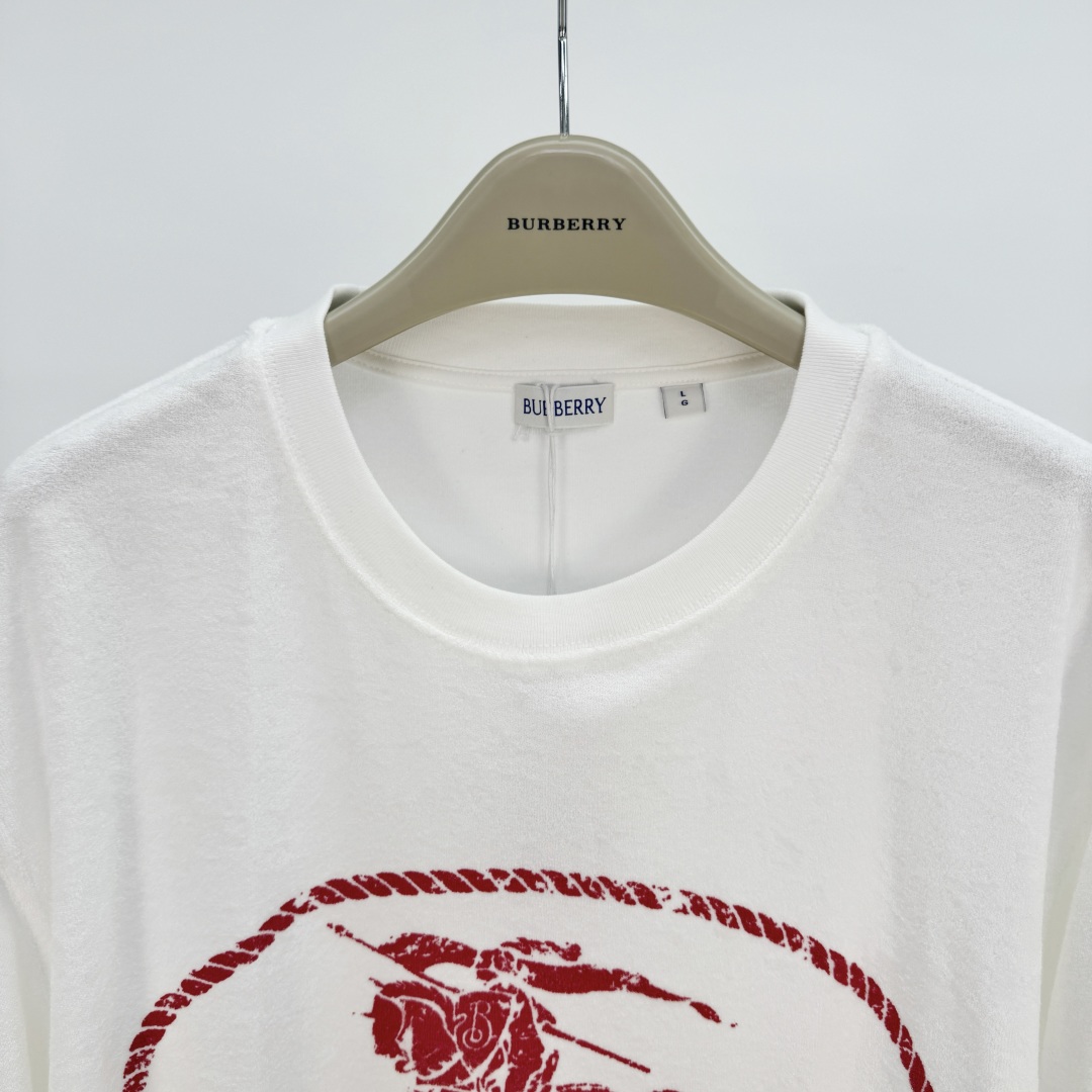 Burberry White Crew Neck T-Shirt with Equestrian Knight Logo, XS-L 3 cmp a1752737580805 0655
