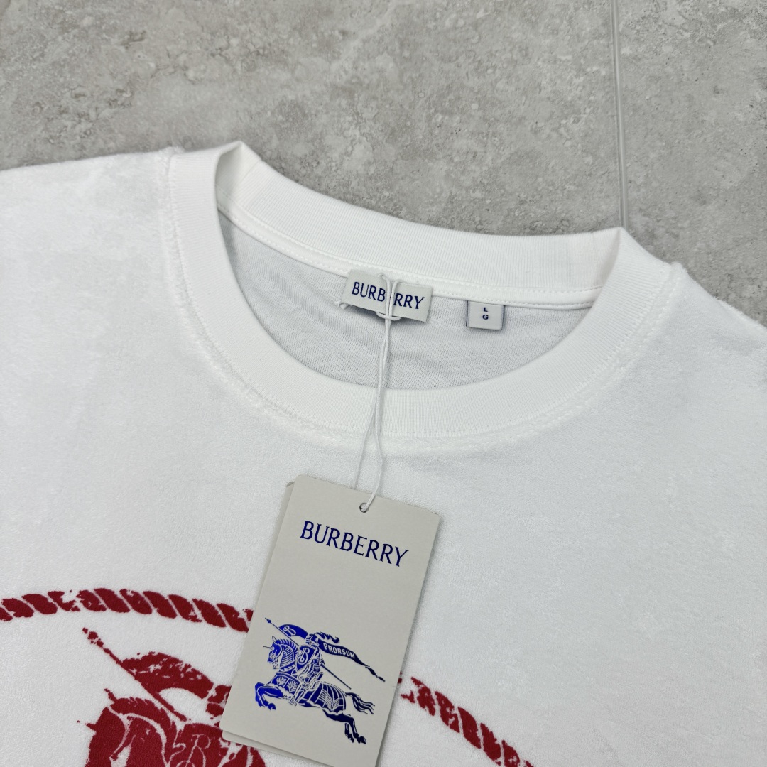 Burberry White Crew Neck T-Shirt with Equestrian Knight Logo, XS-L 6 cmp a1752737580808 3421