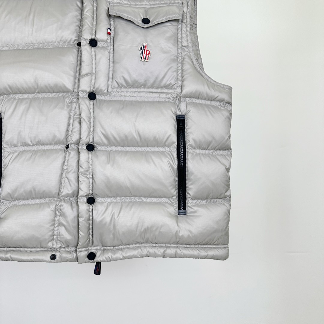 Moncler Grenoble Padded Down Vest Jacket Coat Gilet Size 1-4 4 cmp a1755593950186 5277