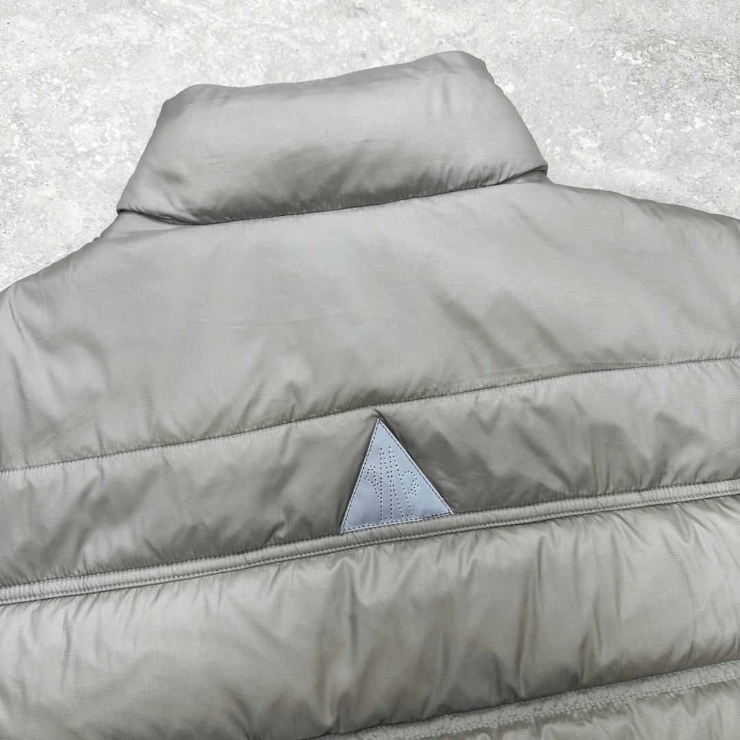 Moncler Grenoble Padded Down Vest Jacket Coat Gilet Size 1-4 8 cmp a1755593951857 8436