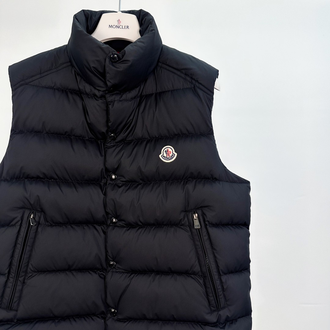 Moncler Quilted Matte Down Vest - Stylish & Warm Padded Gilet 4 cmp a1755680428572 2143