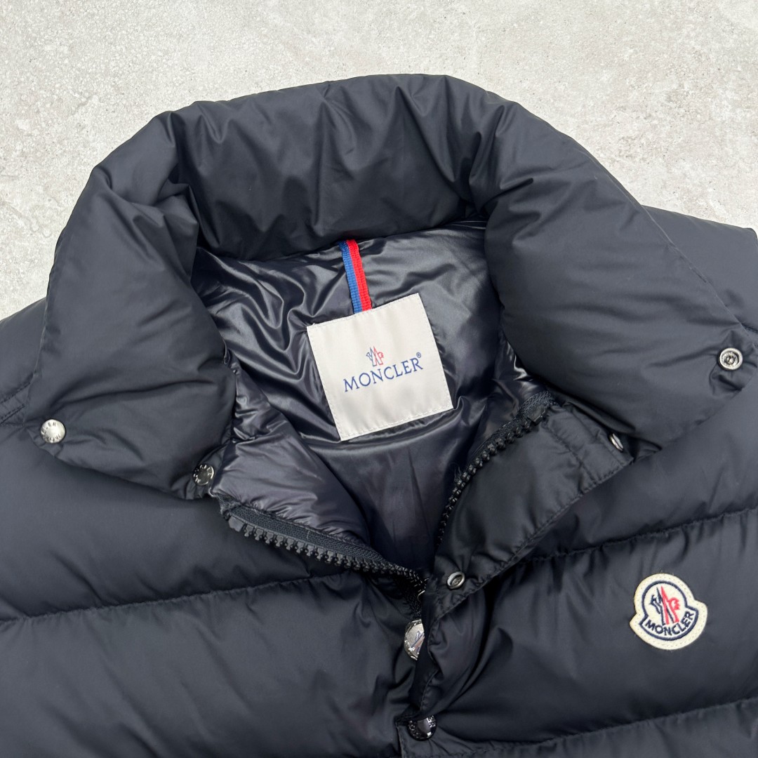 Moncler Quilted Matte Down Vest - Stylish & Warm Padded Gilet 7 cmp a1755680430334 0810