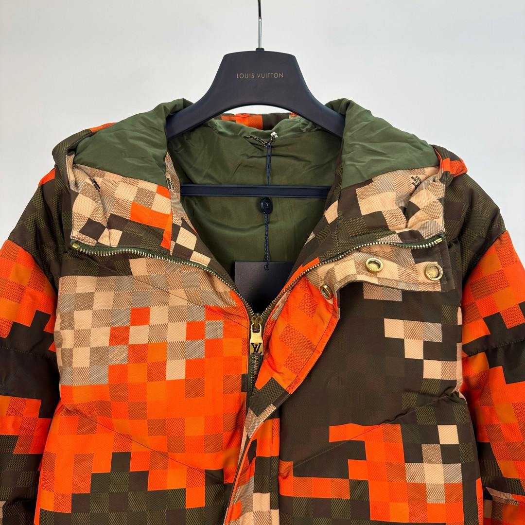 Louis Vuitton Men's Camouflage Mosaic Padded Down Jacket Coat 3 cmp a1756373080115 8773