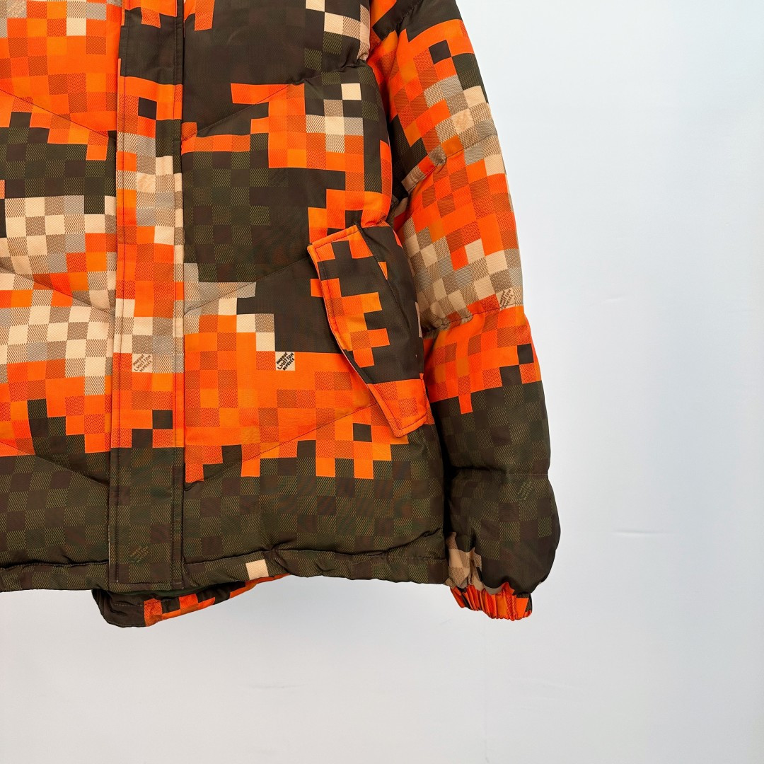 Louis Vuitton Men's Camouflage Mosaic Padded Down Jacket Coat 5 cmp a1756373080156 4662