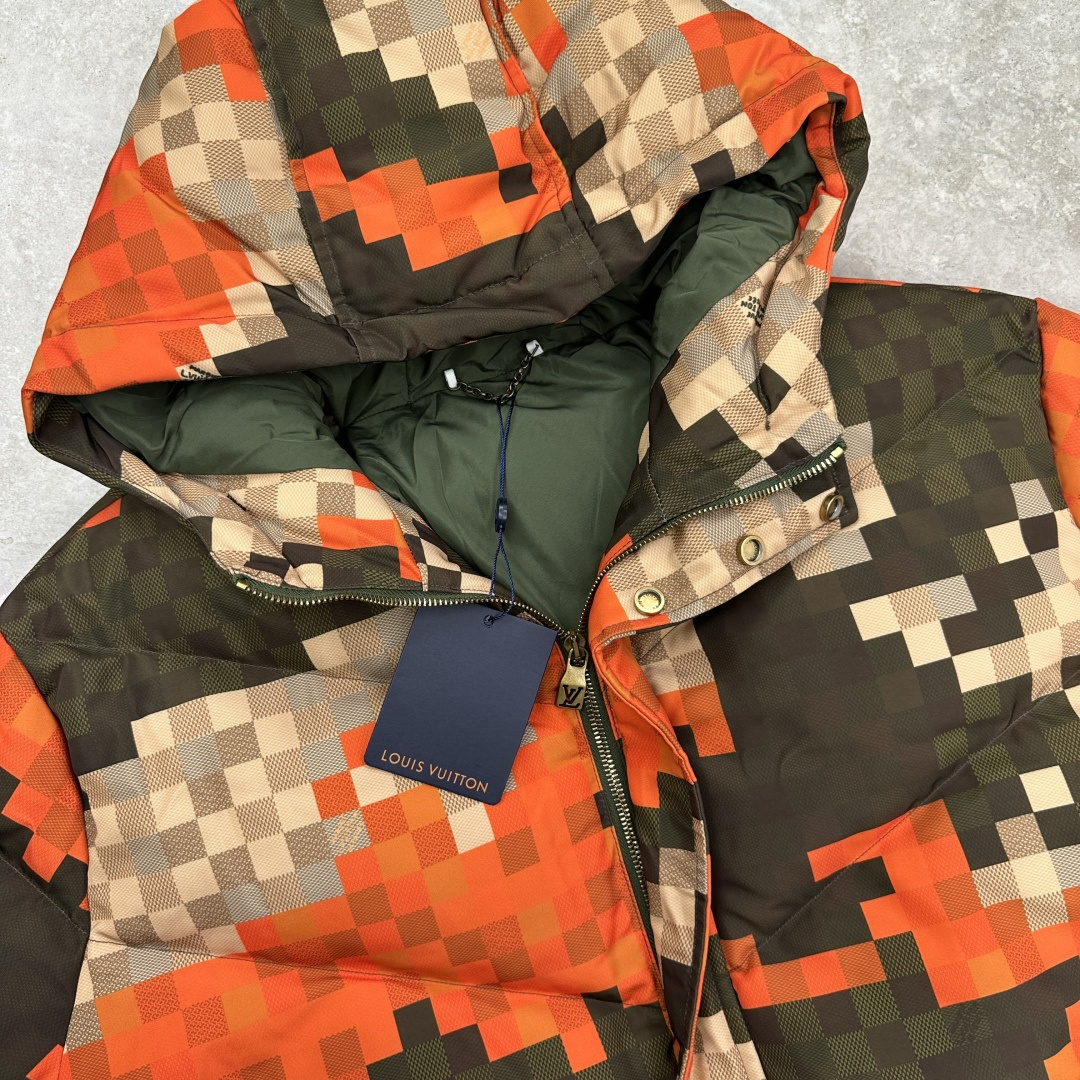Louis Vuitton Men's Camouflage Mosaic Padded Down Jacket Coat 7 cmp a1756373087536 7658
