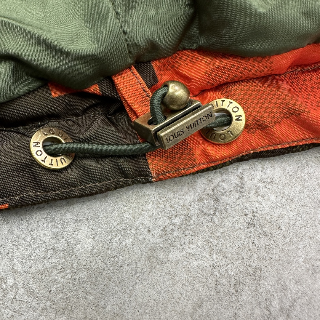 Louis Vuitton Men's Camouflage Mosaic Padded Down Jacket Coat 9 cmp a1756373087537 2321