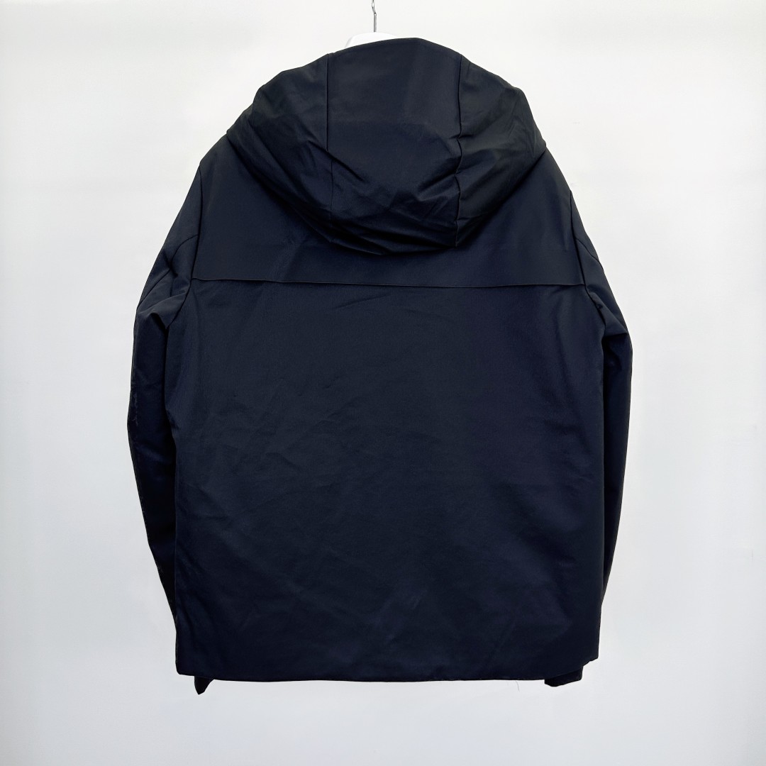 MONCLER Men's Black Skating Down Jacket/Coat - Stylish and Functional 4 cmp a1758272773034 2837