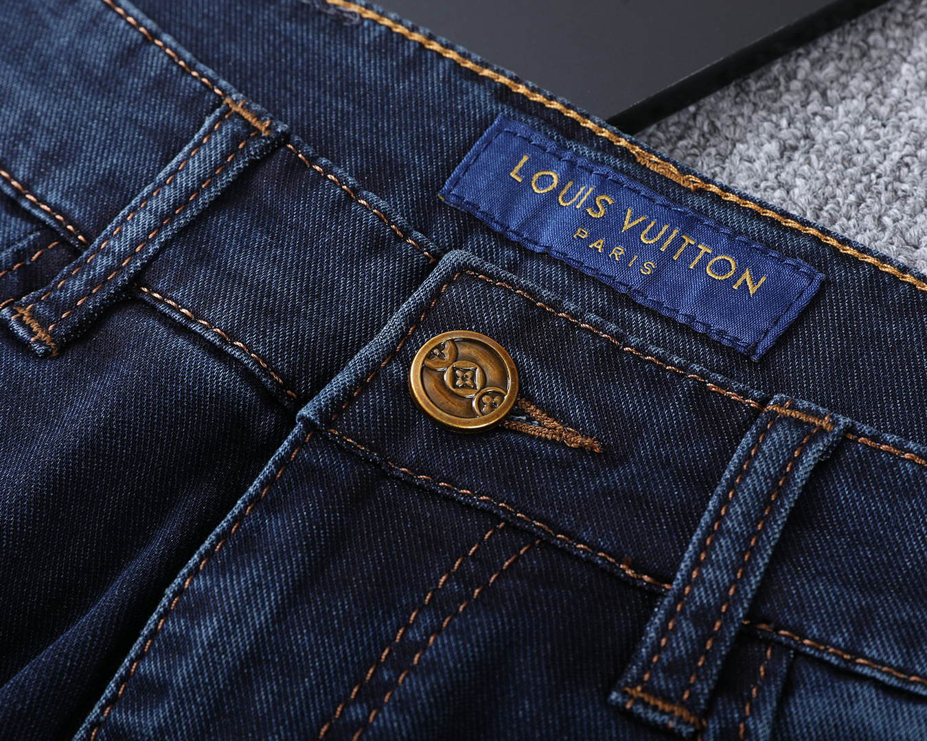 Miniatura 7