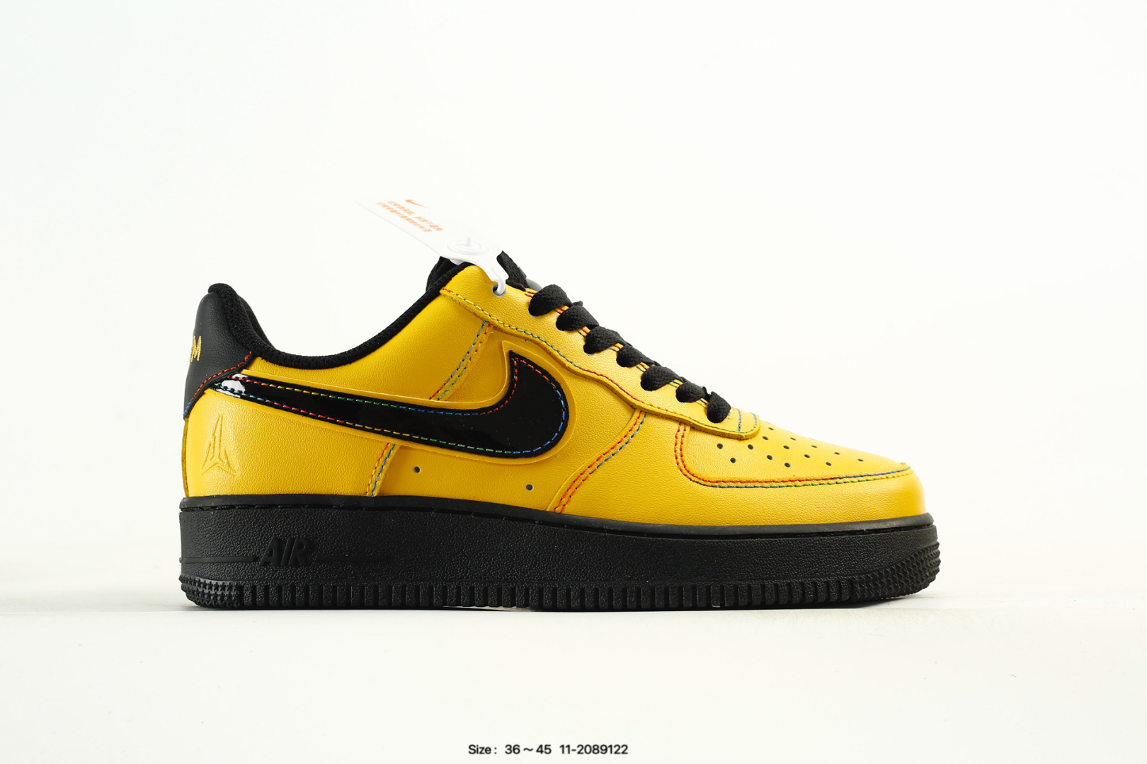 💰110
✅Ambush x Nk Air Force 1‘07 Low SP 空军一号联名标志性的Swoosh延伸至鞋跟之外 鞋舌和鞋垫上印有AMBUSH品牌标志 整体简约大气
货号:IQ2713-700
码数:如图
编码:11-2089122