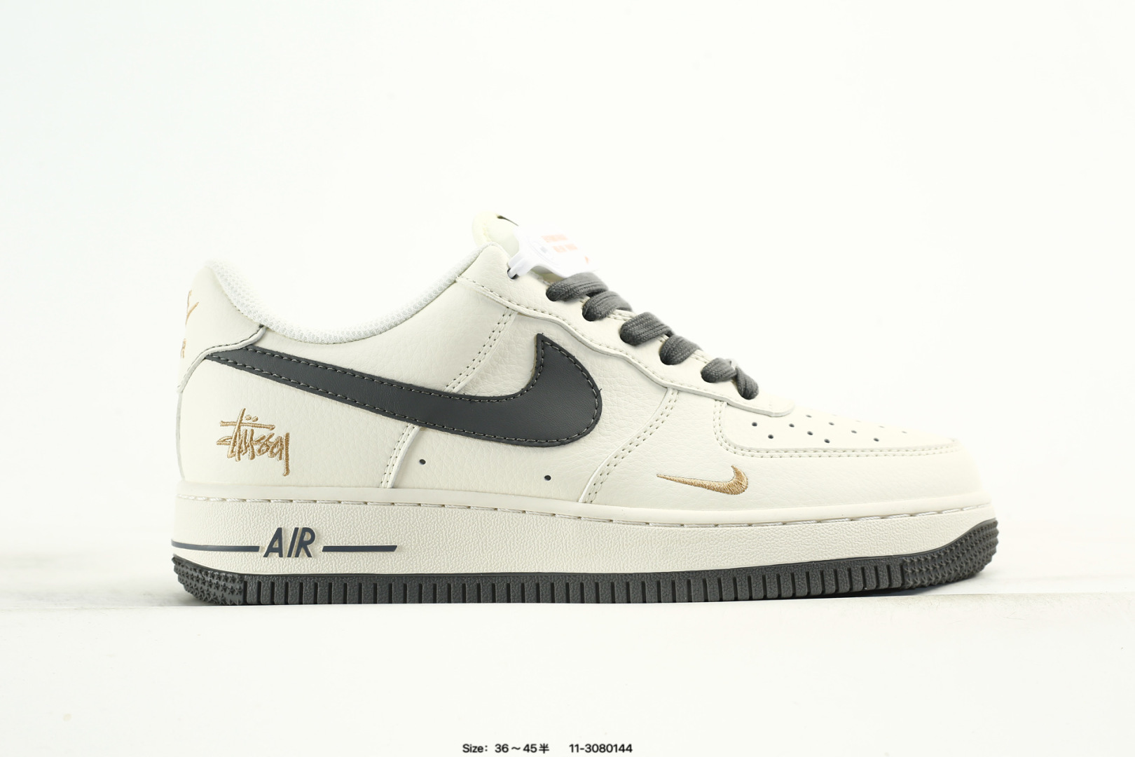 💰250
海外限量发售！公司级NIke Air Force 1 '07 Low “Supreme联名——米黑边”空军一号 低帮 运动鞋 休闲鞋 折边针车 工艺难度大 原楦头原纸板 原装鞋盒 定制五金配件 内置全掌气垫 原厂鞋底 
货号：XX3168-223
Size：36 36.5 37.5 38 38.5 39 40 40.5 41 42 42.5 43 44 44.5 45
编码：11-3080144