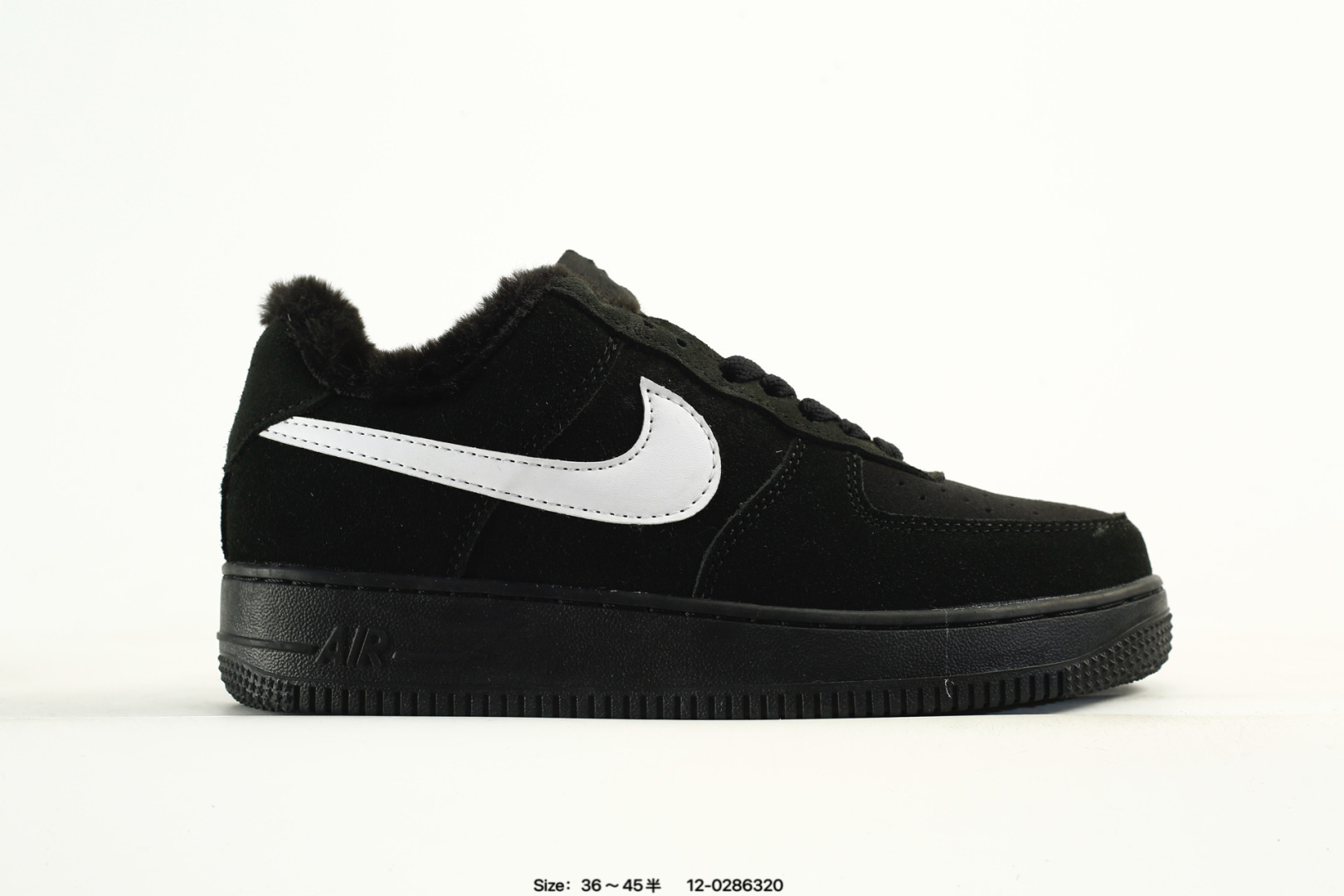 Ambush x Nk Air Force 1‘07 Low SP 空军一号联名标志性的Swoosh延伸至鞋跟之外 鞋舌和鞋垫上印有AMBUSH品牌标志 整体简约大气 货号:DV3464-001 码数:如图 编码:12-0286320