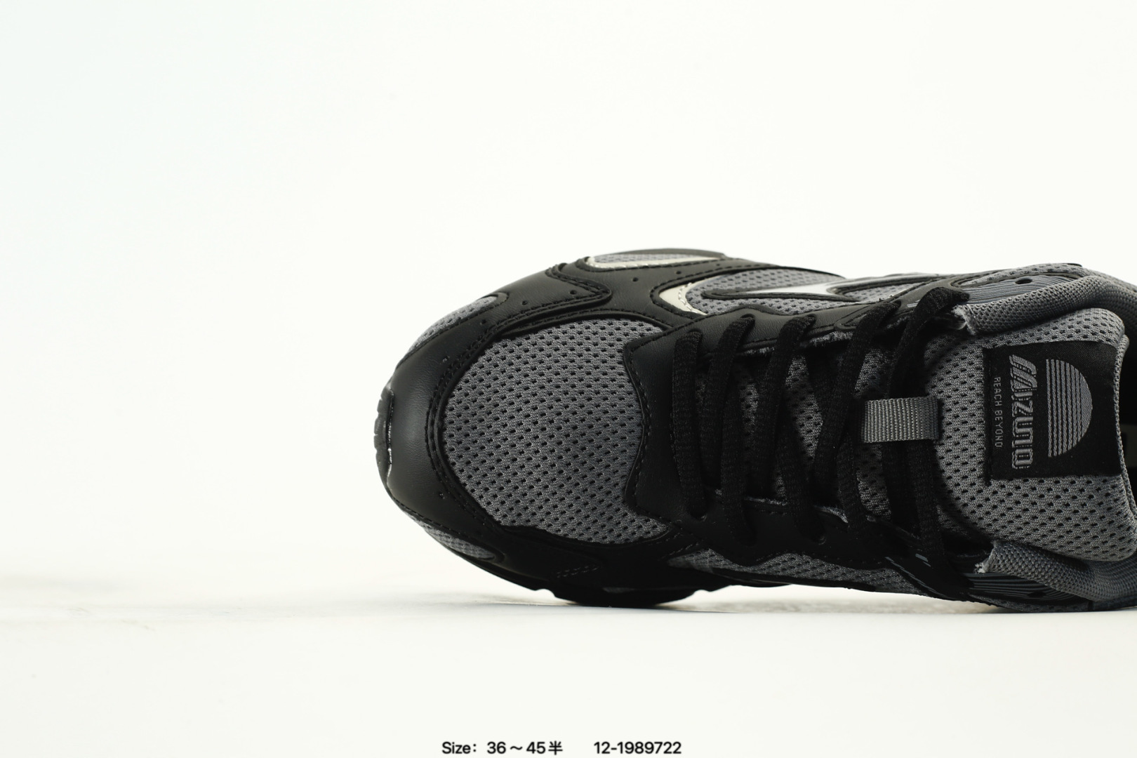 💰160
真标半码MIZUNO SPEED 2K 美津浓男女城市机能山系运动休闲鞋脏脏鞋
货号:D1GH222911
尺码:36 36.5 37.5 38 38.5 39 40 40.5 41 42 42.5 43 44 45
编码：12-1989722