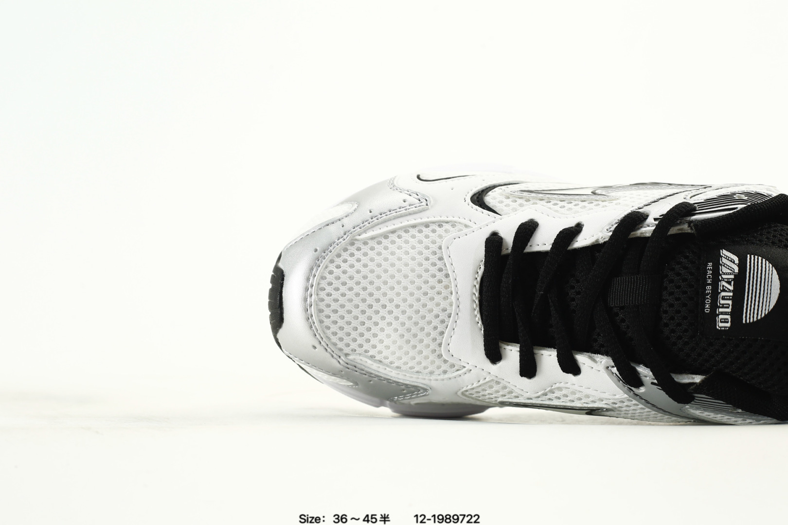 💰160
真标半码MIZUNO SPEED 2K 美津浓男女城市机能山系运动休闲鞋脏脏鞋
货号:D1GH222911
尺码:36 36.5 37.5 38 38.5 39 40 40.5 41 42 42.5 43 44 45
编码：12-1989722