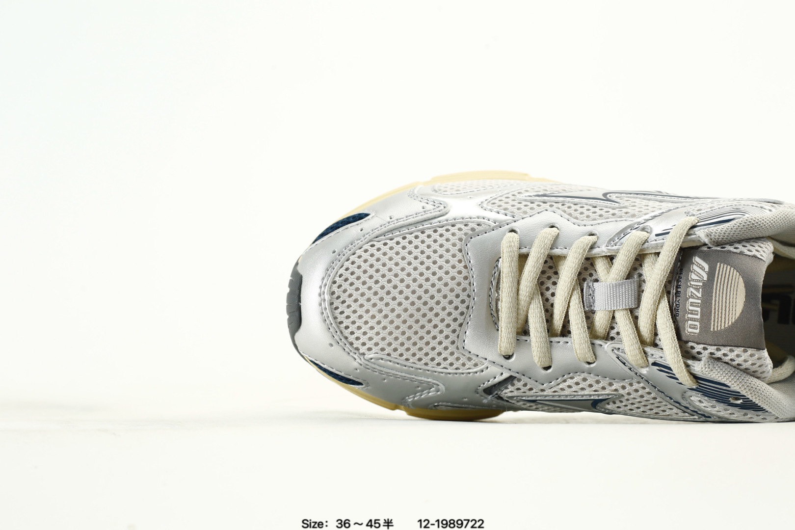 💰160
真标半码MIZUNO SPEED 2K 美津浓男女城市机能山系运动休闲鞋脏脏鞋
货号:D1GH222911
尺码:36 36.5 37.5 38 38.5 39 40 40.5 41 42 42.5 43 44 45
编码：12-1989722