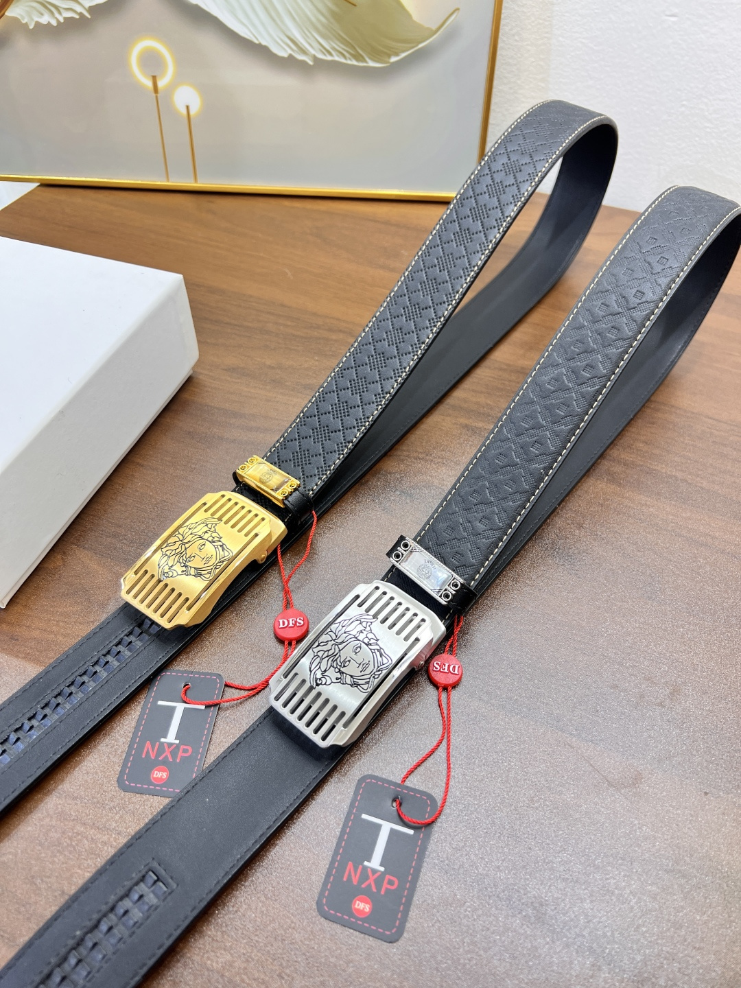 小主推荐 实物拍摄 范思哲自动扣皮带