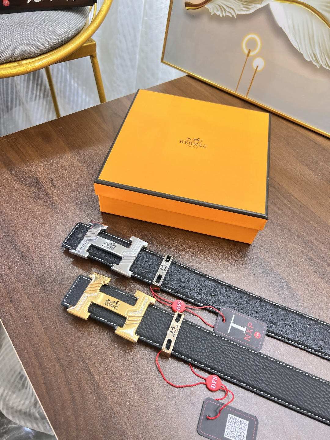 爱马仕 H皮带 ZP开模制作 镶砖满H电镀花纹精钢五金 荔枝纹纹原厂皮 双面使用 头层牛皮低 宽度3.8cm