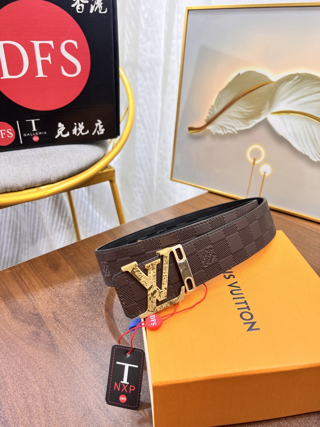 路易威登LV男士皮带 ZP开模制作 zp同步压花格子面料精钢五金内穿加厚五金 4.0cm-Chinese UA Cheap High Quatity Brand Clothes Bags handbags Sneakers wholesale wholesaler seller from China Factory suppliers Fashion Clothing Shoes best Quality Beautiful Price 路易威登LV男士皮带 ZP开模制作 zp同步压花格子面料精钢五金内穿加厚五金 4.0cm