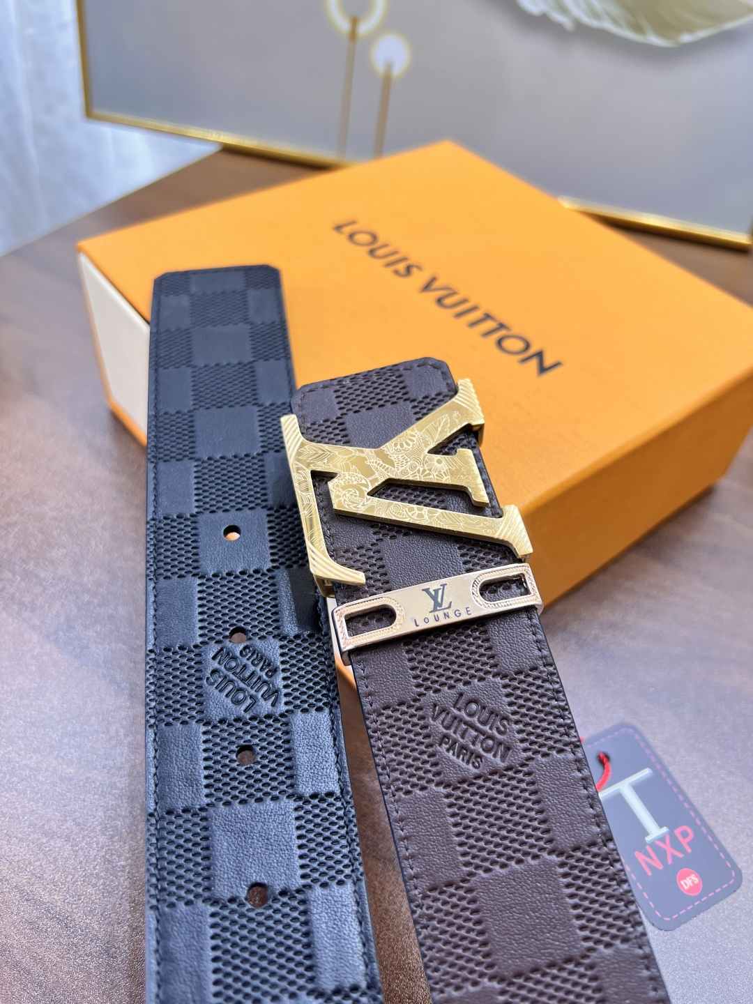 路易威登LV男士皮带 ZP开模制作 zp同步压花格子面料精钢五金内穿加厚五金 4.0cm-Chinese UA Cheap High Quatity Brand Clothes Bags handbags Sneakers wholesale wholesaler seller from China Factory suppliers Fashion Clothing Shoes best Quality Beautiful Price 路易威登LV男士皮带 ZP开模制作 zp同步压花格子面料精钢五金内穿加厚五金 4.0cm