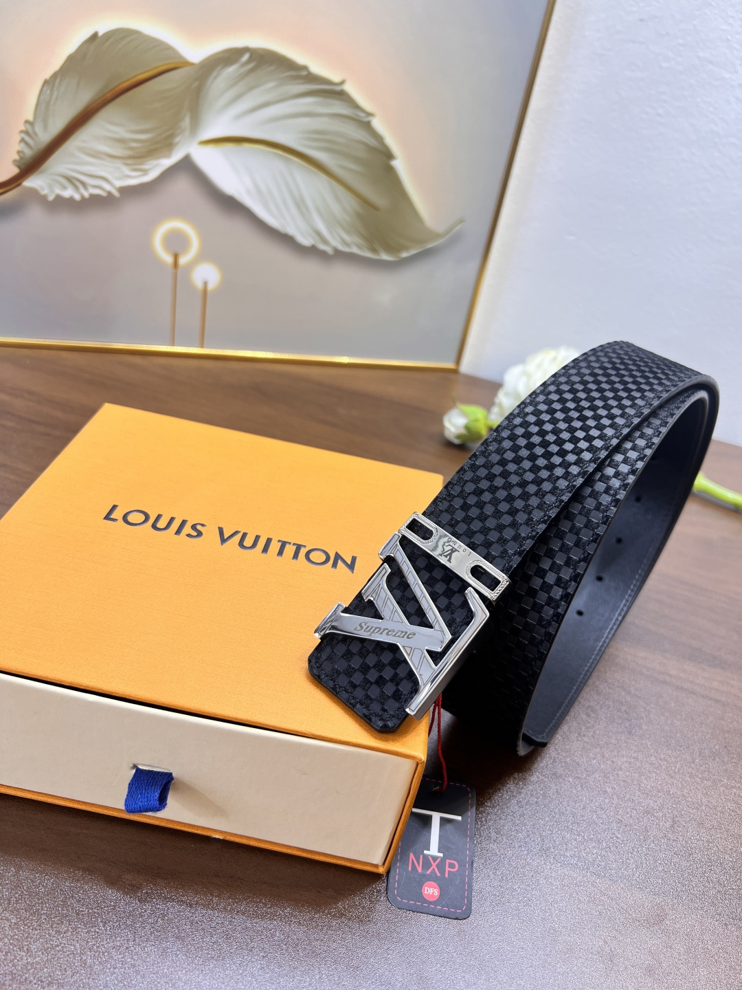 字母抛光精钢五金 内穿扣头.皮带腰带LV路易威登 法国进口进口小米格 头层低双面使用-Chinese UA Cheap High Quatity Brand Clothes Bags handbags Sneakers wholesale wholesaler seller from China Factory suppliers Fashion Clothing Shoes best Quality Beautiful Price 字母抛光精钢五金 内穿扣头.皮带腰带LV路易威登 法国进口进口小米格 头层低双面使用