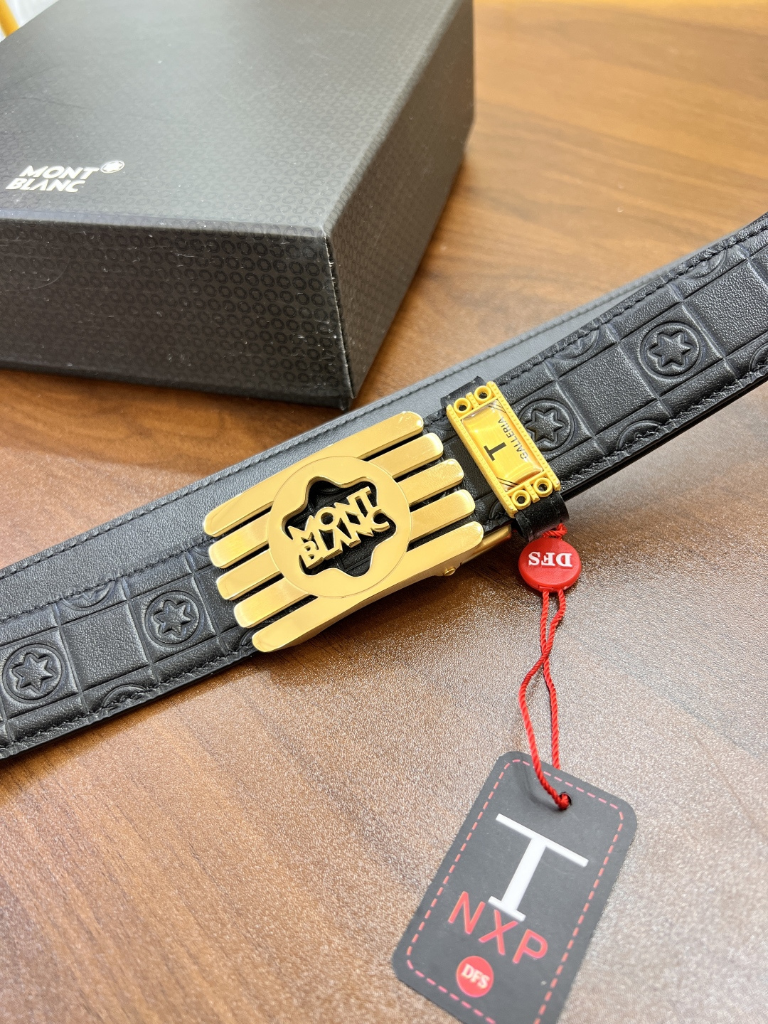 万宝龙 进口原厂压花纹纹原厂皮 法国进口皮低 皮带3.5cm