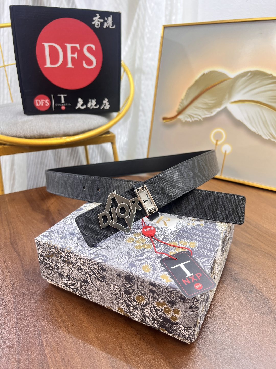 迪奥D 香港免税T礼盒 迪奥皮带男女同款 3.5cm-Chinese UA Cheap High Quatity Brand Clothes Bags handbags Sneakers wholesale wholesaler seller from China Factory suppliers Fashion Clothing Shoes best Quality Beautiful Price 迪奥D 香港免税T礼盒 迪奥皮带男女同款 3.5cm