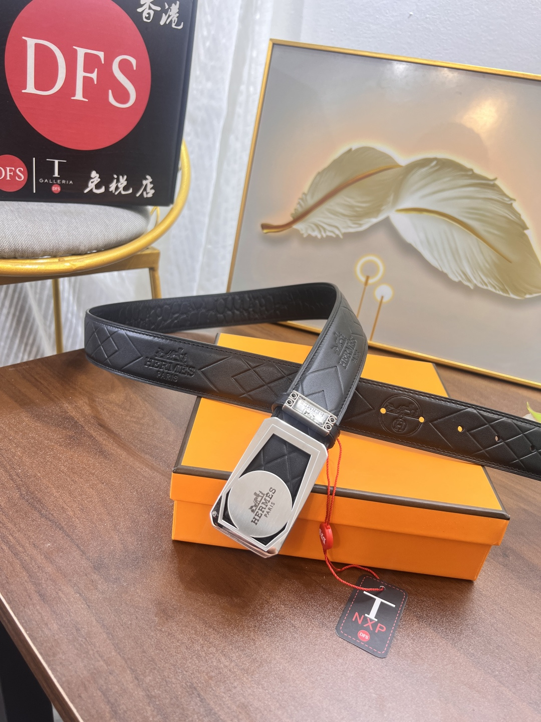 店主推荐 实物拍摄 爱马仕(男士)皮带 送礼最佳 原厂进口压花马拉车头层皮带-Chinese UA Cheap High Quatity Brand Clothes Bags handbags Sneakers wholesale wholesaler seller from China Factory suppliers Fashion Clothing Shoes best Quality Beautiful Price 店主推荐 实物拍摄 爱马仕(男士)皮带 送礼最佳 原厂进口压花马拉车头层皮带