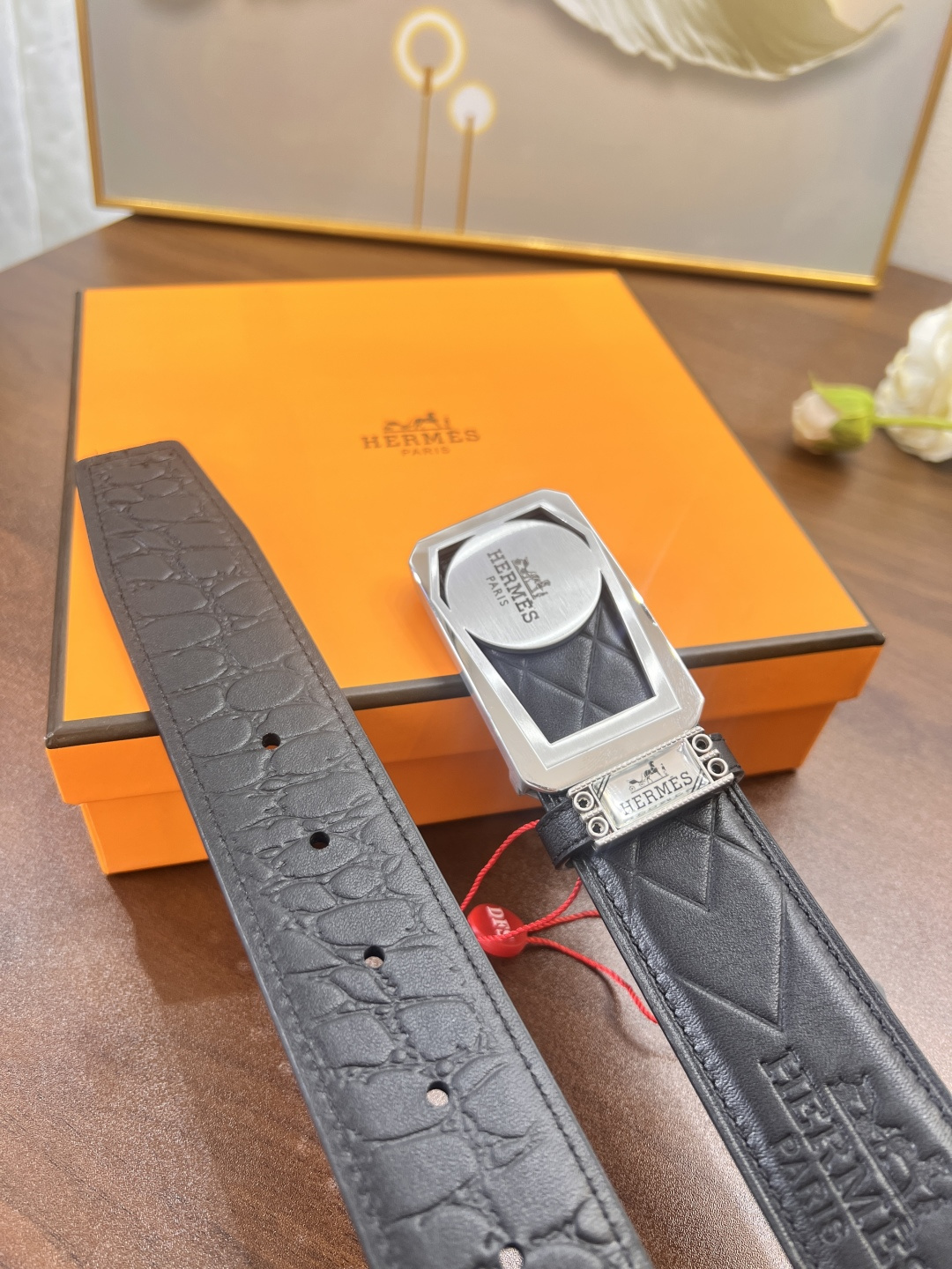 店主推荐 实物拍摄 爱马仕(男士)皮带 送礼最佳 原厂进口压花马拉车头层皮带-Chinese UA Cheap High Quatity Brand Clothes Bags handbags Sneakers wholesale wholesaler seller from China Factory suppliers Fashion Clothing Shoes best Quality Beautiful Price 店主推荐 实物拍摄 爱马仕(男士)皮带 送礼最佳 原厂进口压花马拉车头层皮带