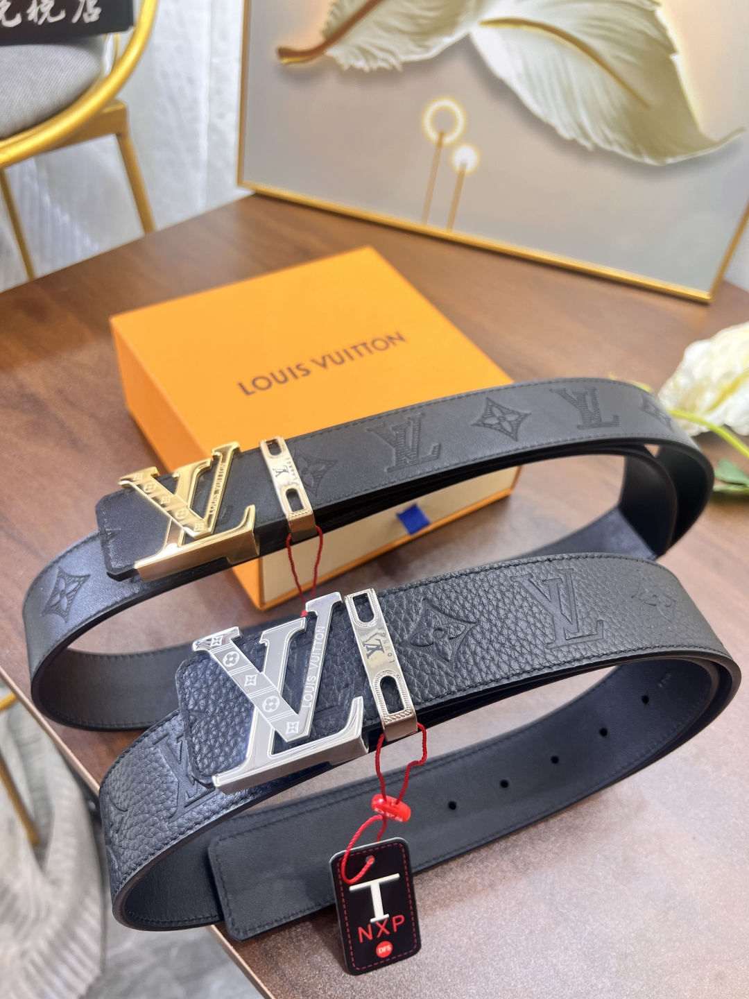 顶级皮带 原厂顶级香港免税T礼盒路易威登Lv皮带 法国新款字母压花头层牛皮