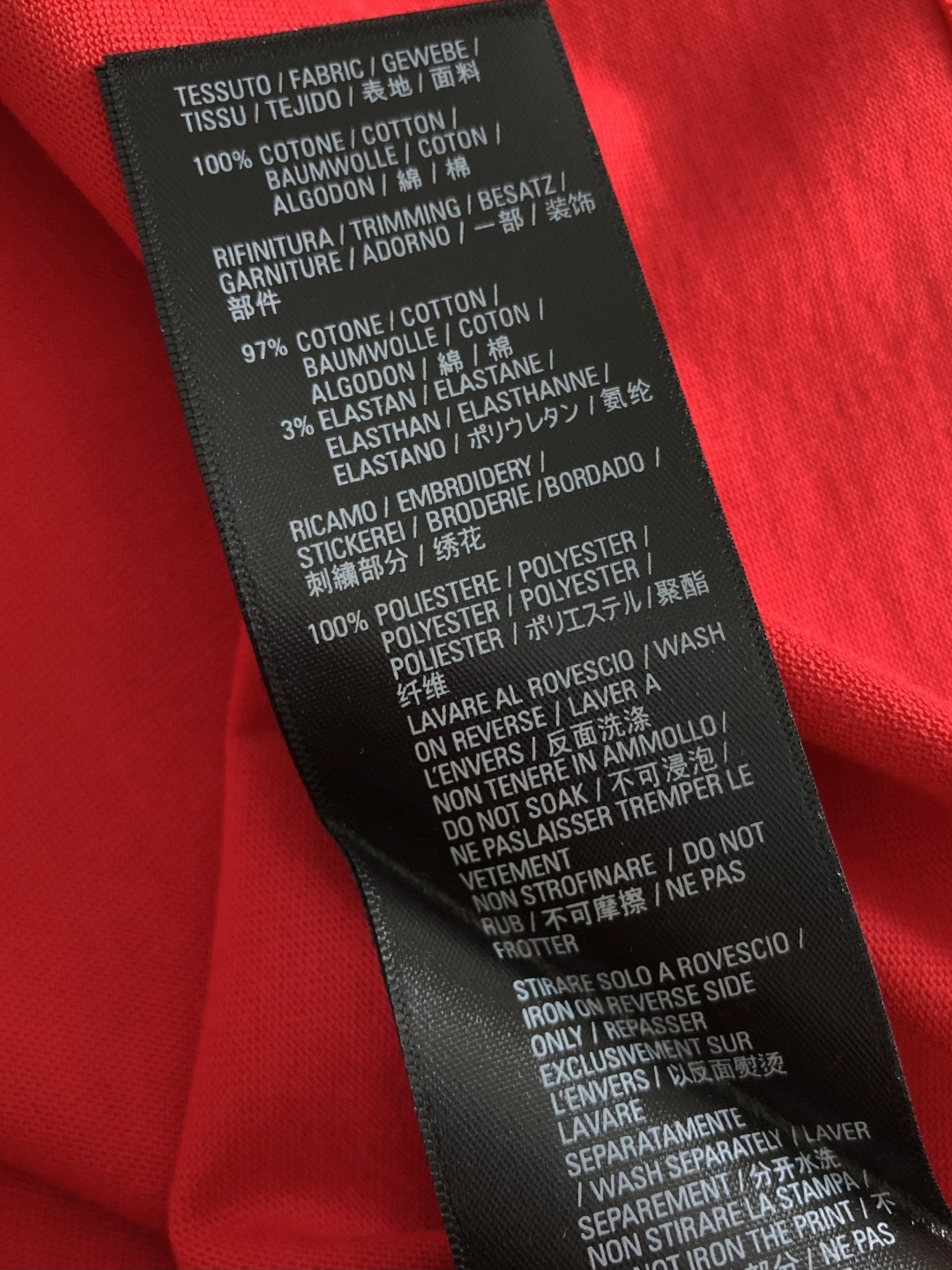 CD 2026SS早春新款重工刺绣工艺圆领T恤，定织定染纯棉300克重洗水面料，做工精细。男女同款宽松落