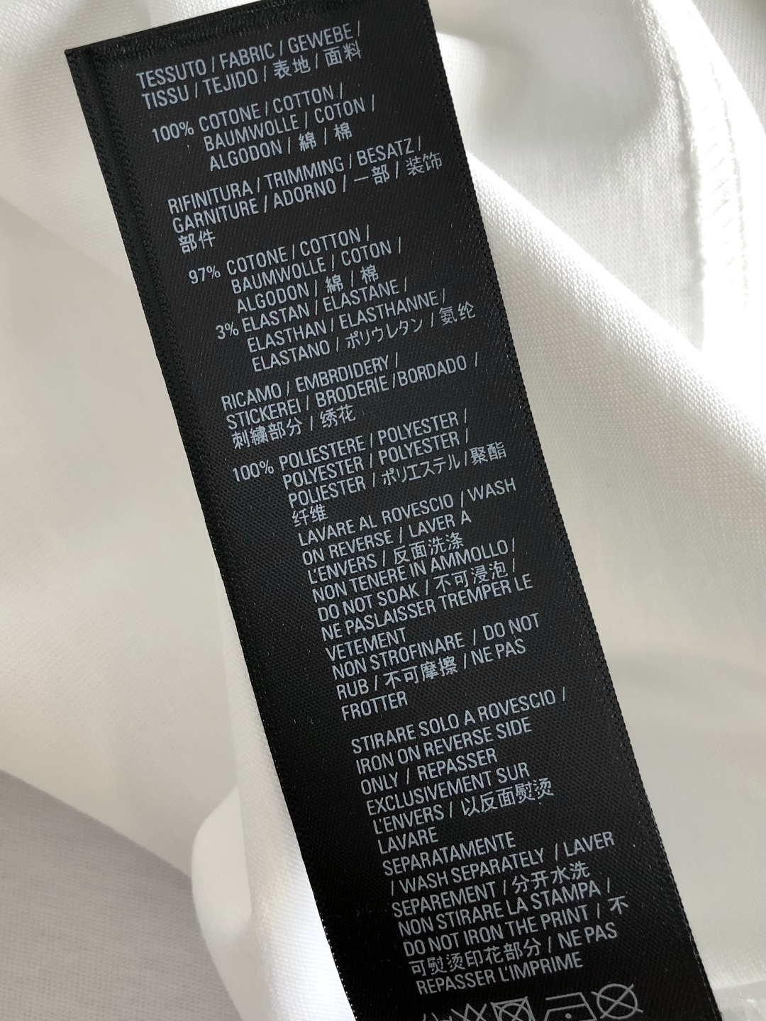 CD 2026SS早春新款重工刺绣工艺圆领T恤，定织定染纯棉300克重洗水面料，做工精细。男女同款宽松落