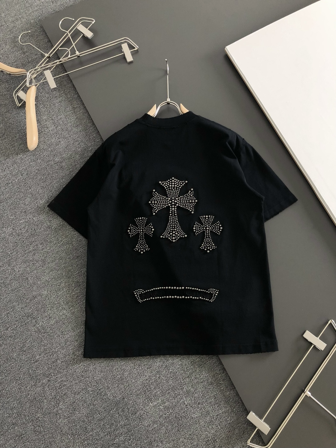 CH 2026SS春夏最新款圆领时尚短袖T恤，官网同步，定织定染300克重纯棉面料！贴肤舒适，耐看又好穿