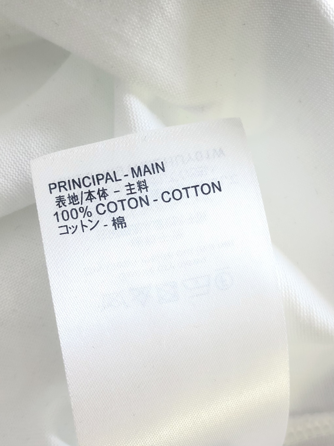 1V 2026SS春夏最新款圆领刺绣时尚短袖T恤，官网同步品牌logo刺绣图案，进口定制云朵棉面料！贴肤