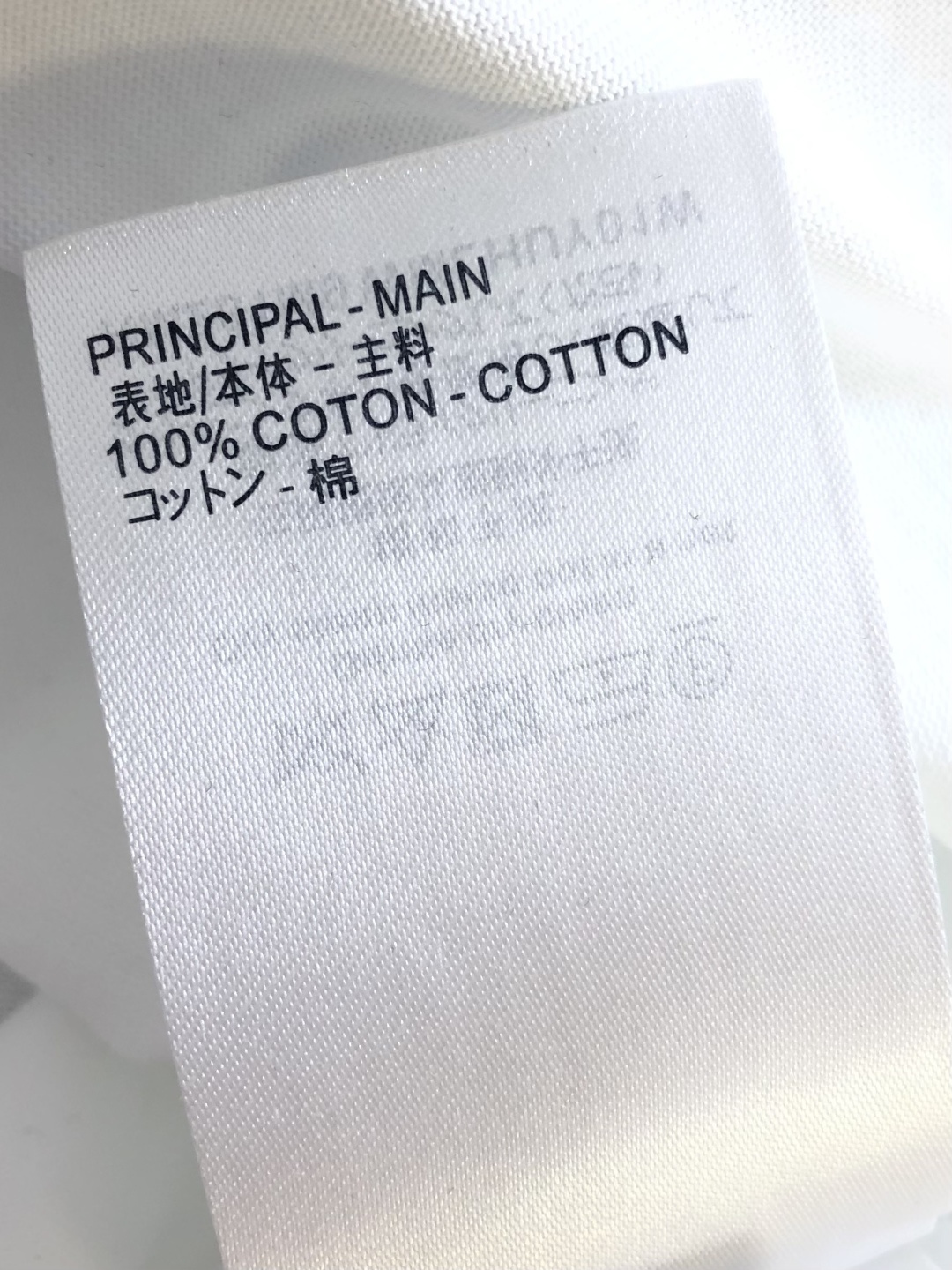 1V 2026SS春夏最新款圆领刺绣时尚短袖T恤，马年限定品牌老花logo刺绣图案，进口定制云朵棉面料！