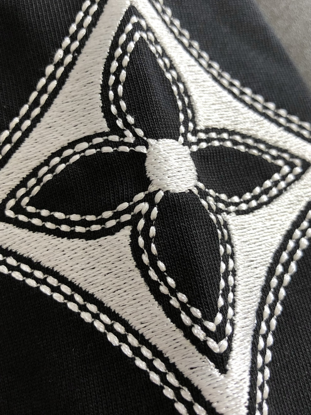 772630