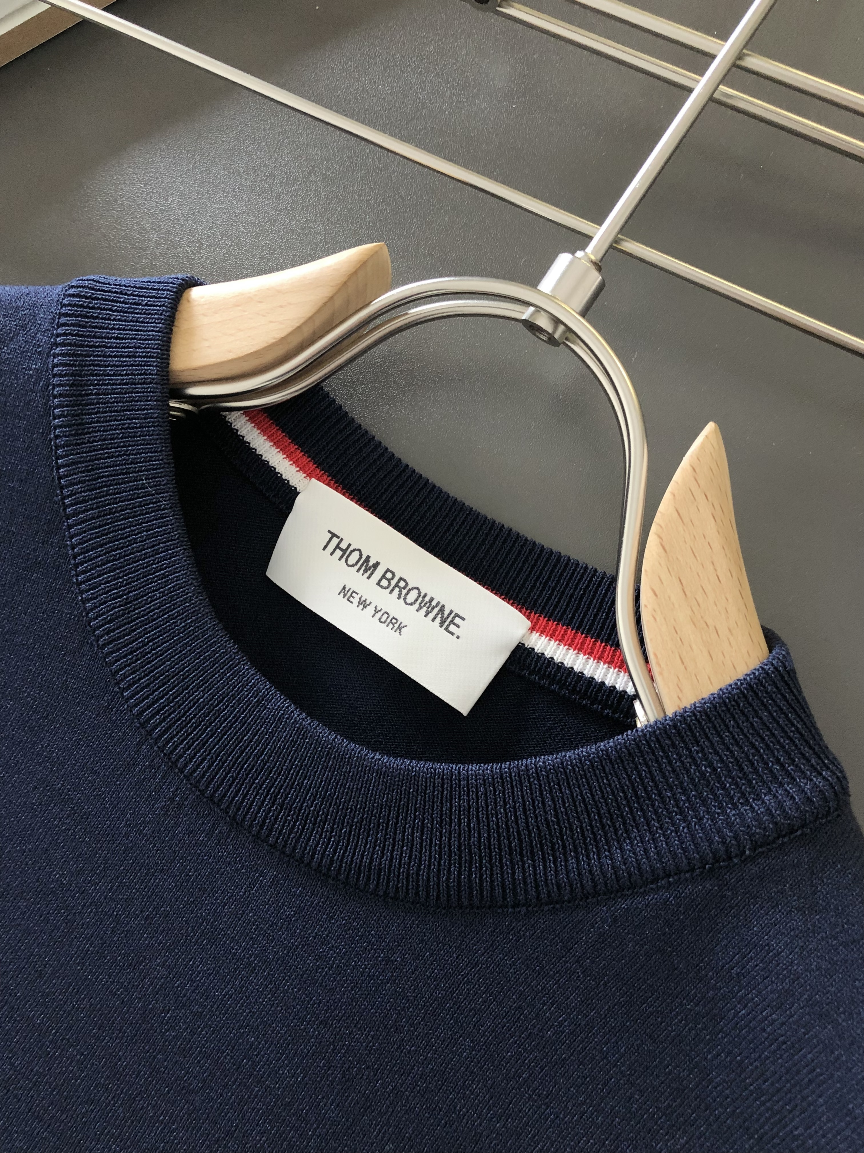 톰브라운 2026SS 남성 반팔 131797 Thom Browne T Shirt 썸네일 이미지