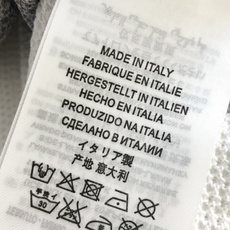 TB 2026ss夏季新品男士老钱风针织短袖Polo衫!独家首发 采用纤维超细与高弹的伊力特纱线织造而成,质感与纹理都是 TB 2026ss夏季新品男士老钱风针织短袖Polo衫!独家首发 采用纤维超细与高弹的伊力特纱线织造而成,质感与纹理都是