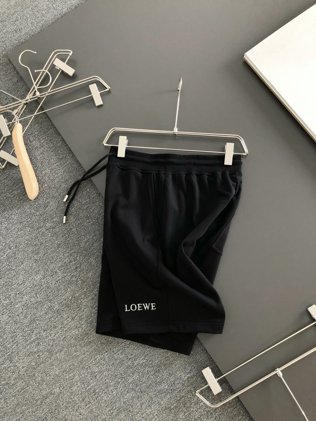 로에베 2026SS 남성 반바지 131801 Loewe Shorts 썸네일 이미지