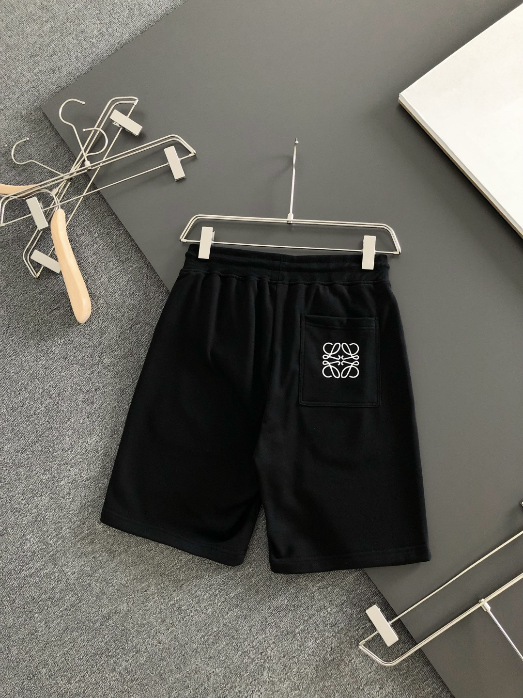 로에베 2026SS 남성 반바지 131801 Loewe Shorts 썸네일 이미지